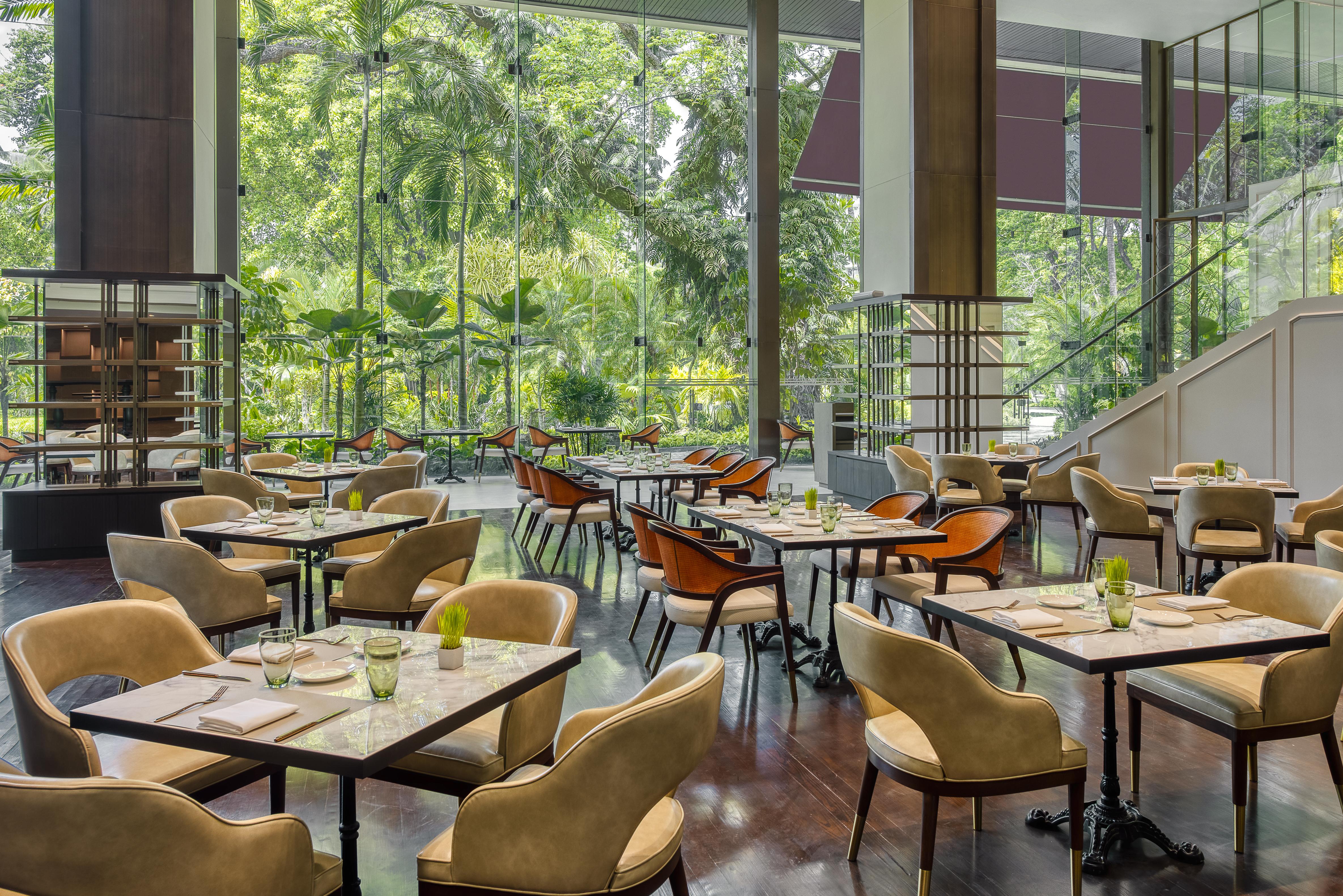 Moevenpick Hotel Bangkok Ploenchit Bdms מראה חיצוני תמונה