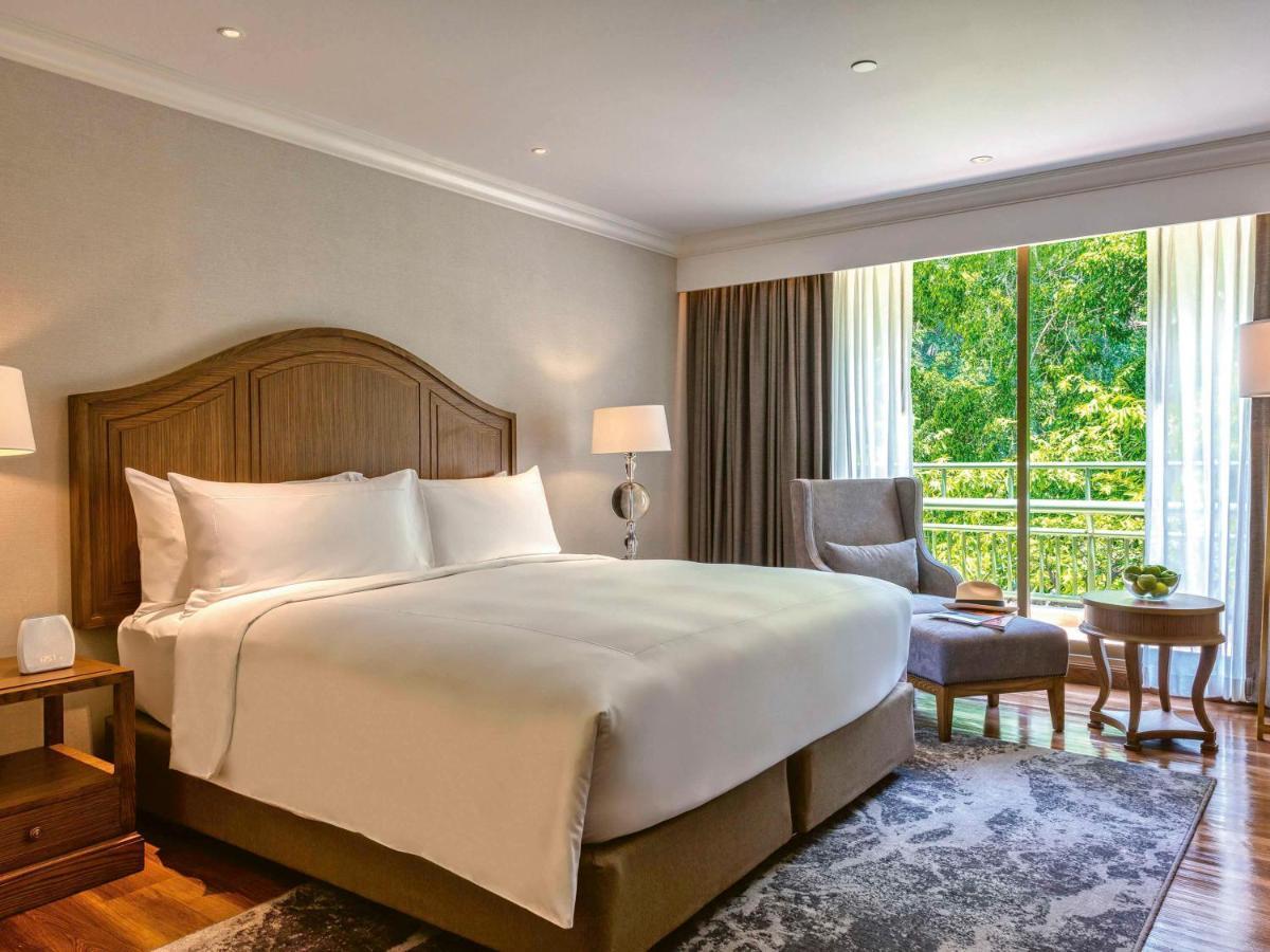 Moevenpick Hotel Bangkok Ploenchit Bdms מראה חיצוני תמונה