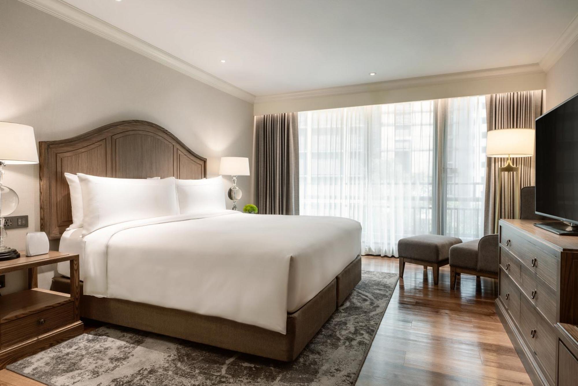 Moevenpick Hotel Bangkok Ploenchit Bdms מראה חיצוני תמונה