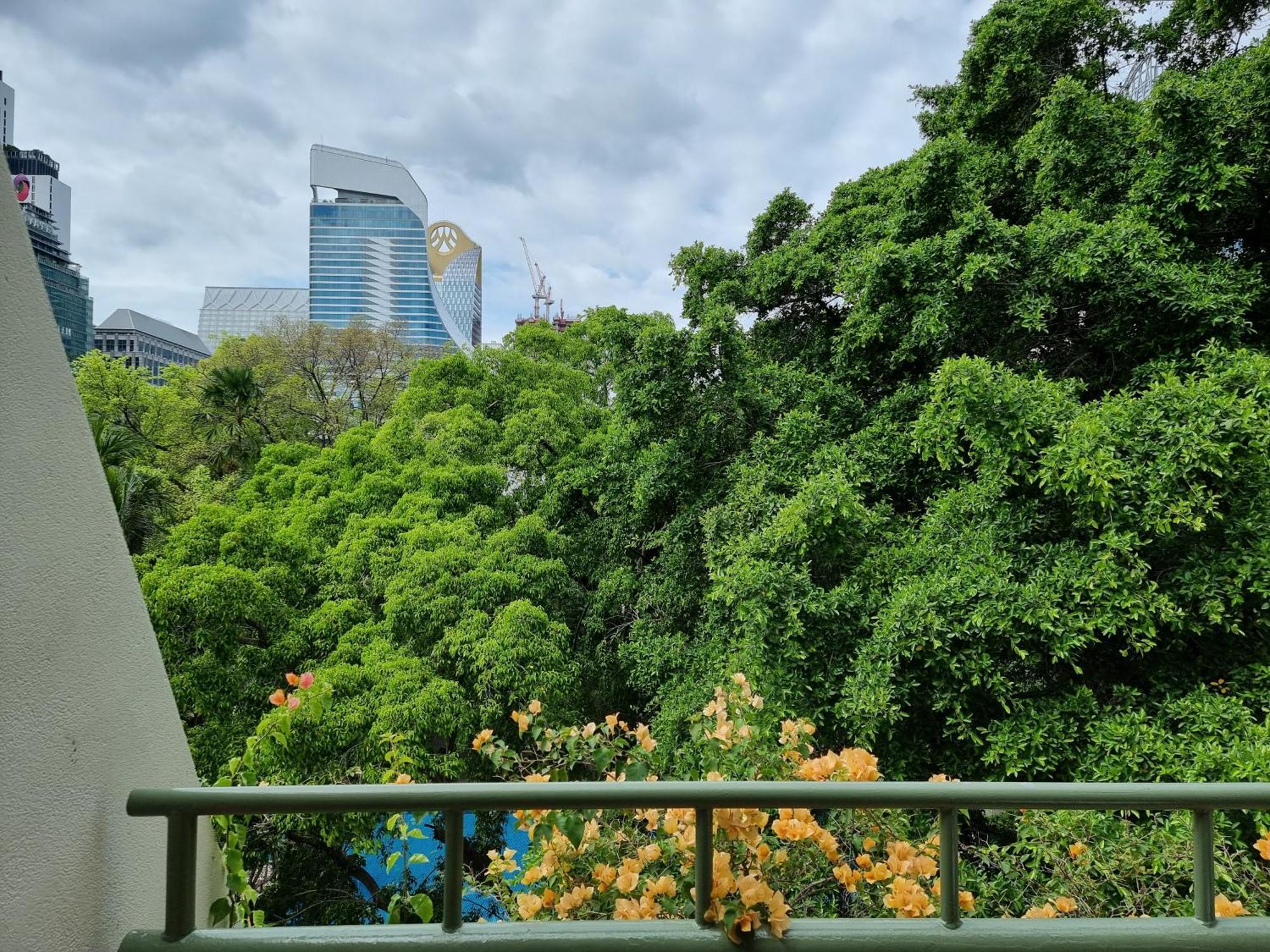 Moevenpick Hotel Bangkok Ploenchit Bdms מראה חיצוני תמונה